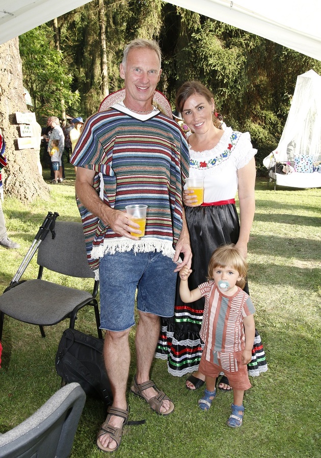 Dominik Hašek s rodinou. 