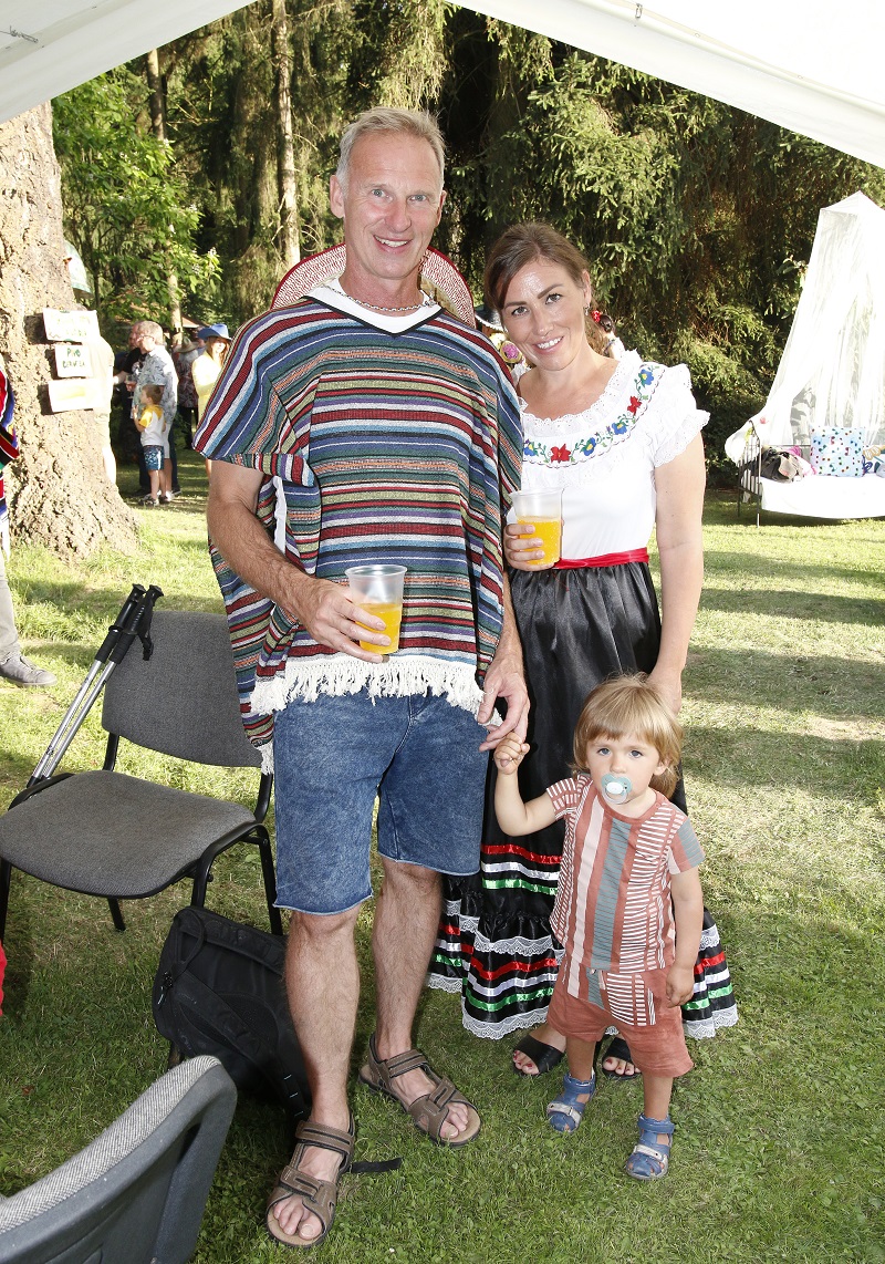 Dominik Hašek s rodinou. 