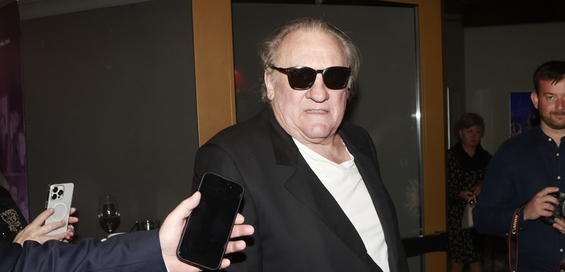 Gérard Depardieu patřil mezi slavné hosty, kteří gratulovali Bohdalové. 