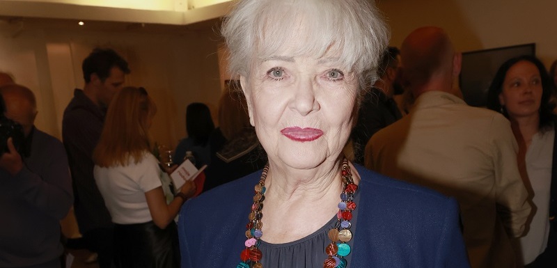 Carmen Mayerová.