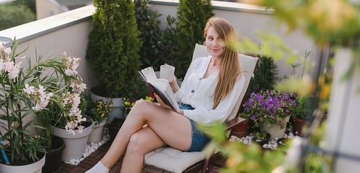 Venkovní část bytu má často mnohem větší možnosti, než se na první pohled zdá.