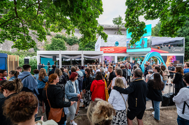 IQOS LOUNGE na KVIFF zve na letní program plný hudby, inspirace a novinek